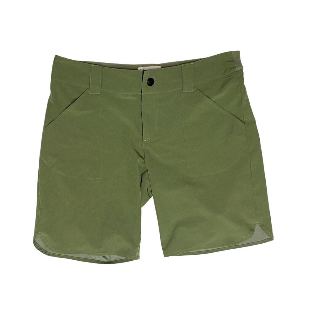 Flylow Women's Medium Sage Green Lightweight Shorts 32" x 9"